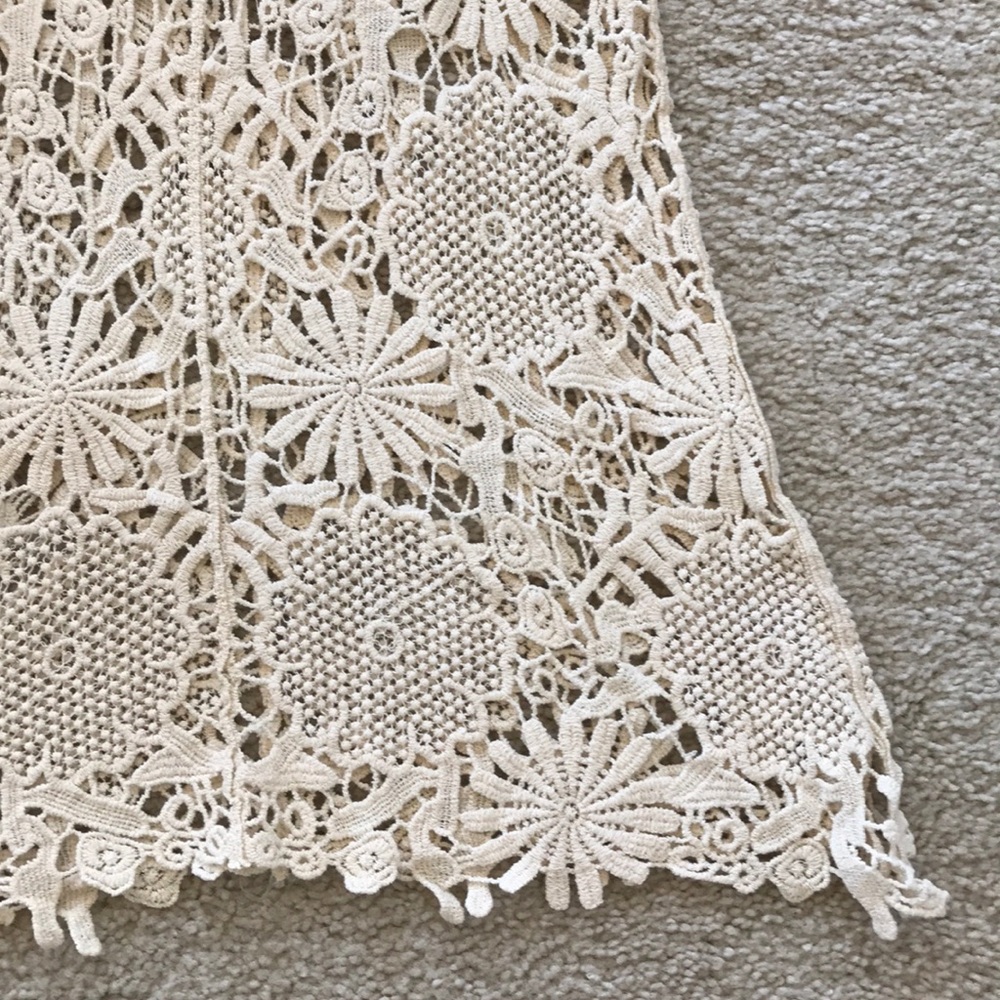 Crochet, Sleeveless Tunic Top - Picture 4 of 7